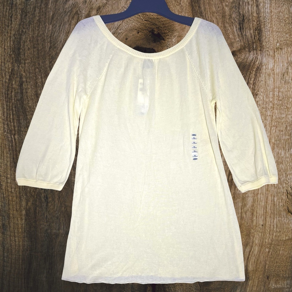 OLD‎ NAVY Maternity Sweater Size XL Pastel Yellow 3/4 Sleeve Lightweight NWT